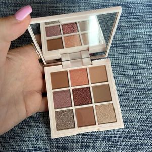 Ciate 9 piece trend edit eye shadow palette